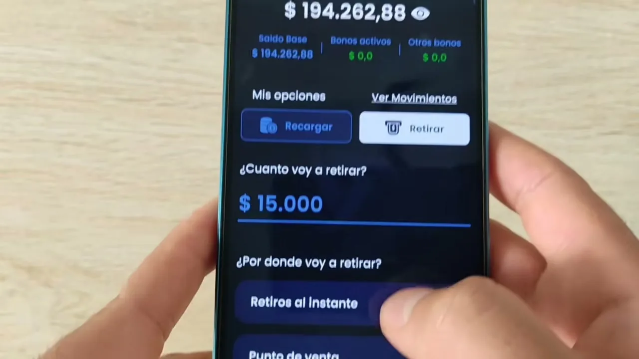 Cómo funciona el retiro instantáneo: aprobación del casino y tránsito del pago